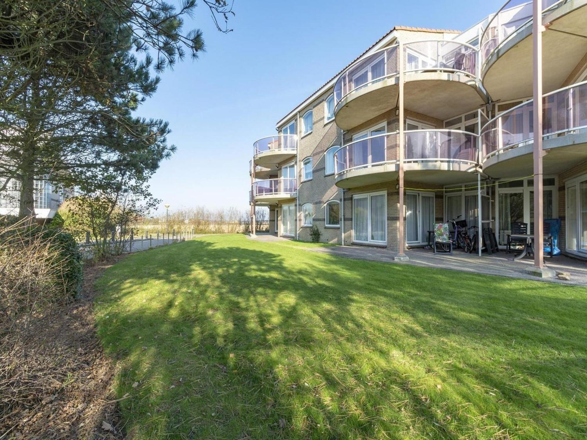 Stunning Apartment Near Sea By Belvilla Julianadorp Eksteriør bilde